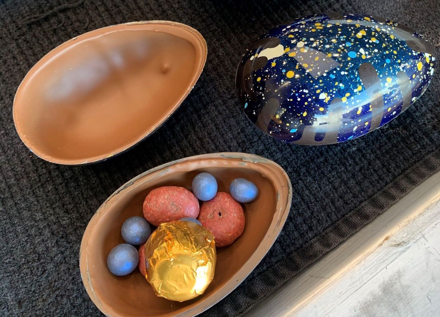 Blue Table Chocolates Easter egg filling